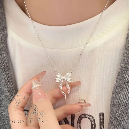 Luxury Bow Necklace