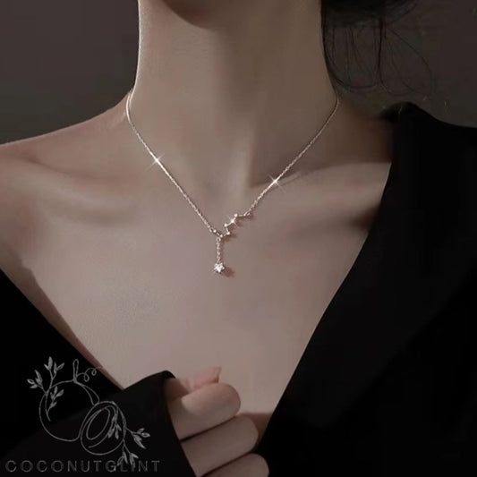 Sleek Geo Pendant Necklace